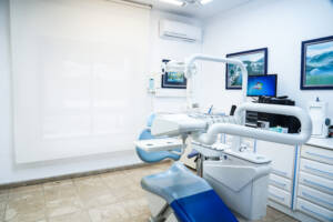 Clinica Dental en Adra Agustín Espinosa